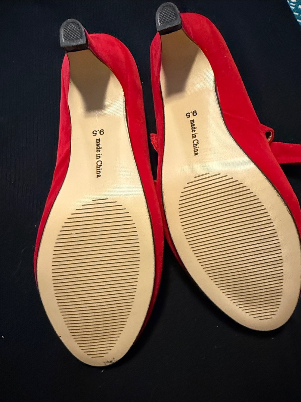 Velvet Red Bow Mary Jane Heels Sz 91/2 - Picture 3 of 3